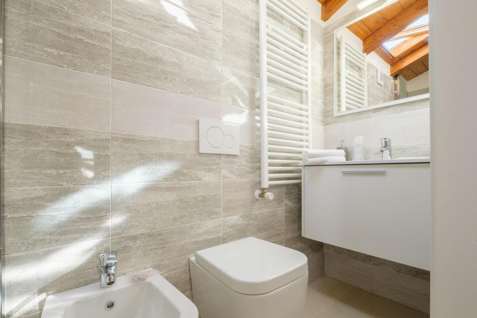 Piazza Maggiore - Il Sentiero Apartment With Private Garden Болонья Экстерьер фото