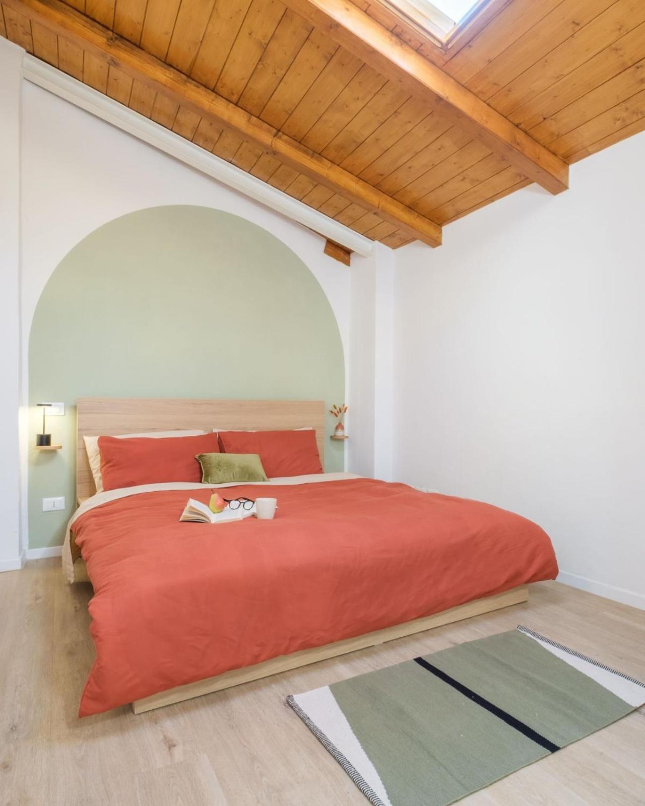 Piazza Maggiore - Il Sentiero Apartment With Private Garden Болонья Экстерьер фото